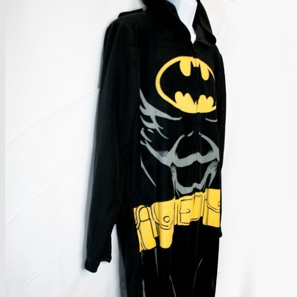 NEW Batman Fleece One Piece PJ Men Medium M Pajama Cape Hoodie Sleep Wear CC11X - Picture 2 of 6